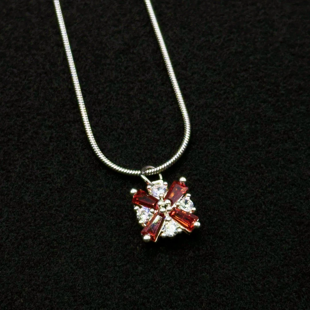 钛钢锆石吊坠 FM小众铜十字风车超闪小锆石吊坠男士项链圆蛇骨链