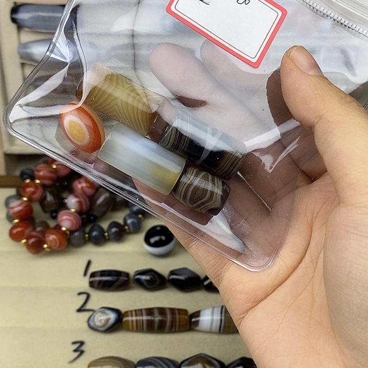 口***召玛瑙/玉髓合金颈饰