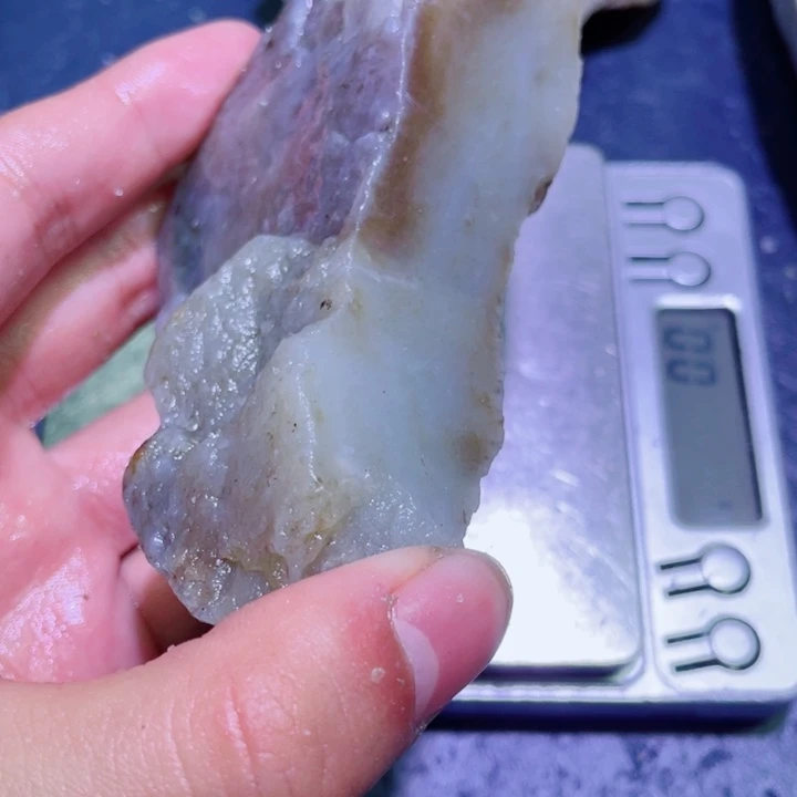 和田玉未镶嵌珠宝半成品