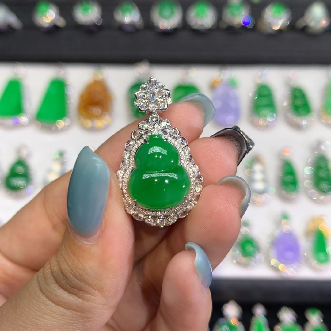 翡翠18K金镶嵌吊坠(不含链)