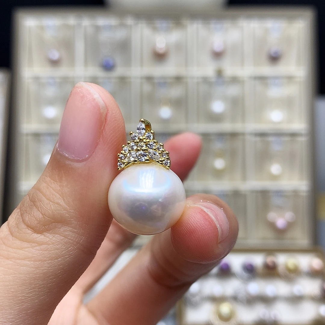 淡水珍珠合金颈饰