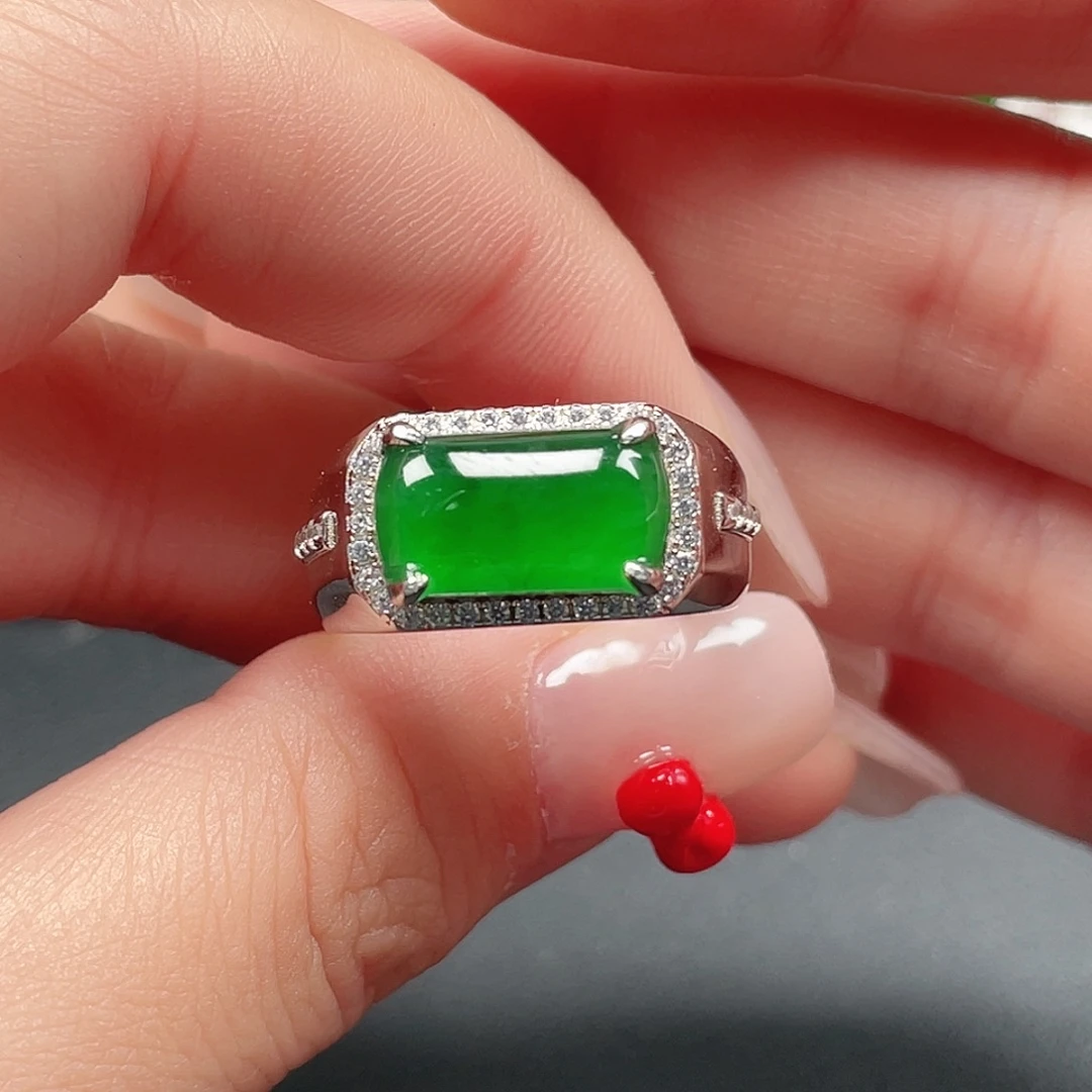 翡翠银S925镶嵌戒指没有运费险3676