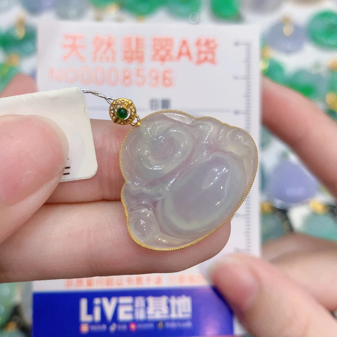 翡翠18K金镶嵌颈饰佛公