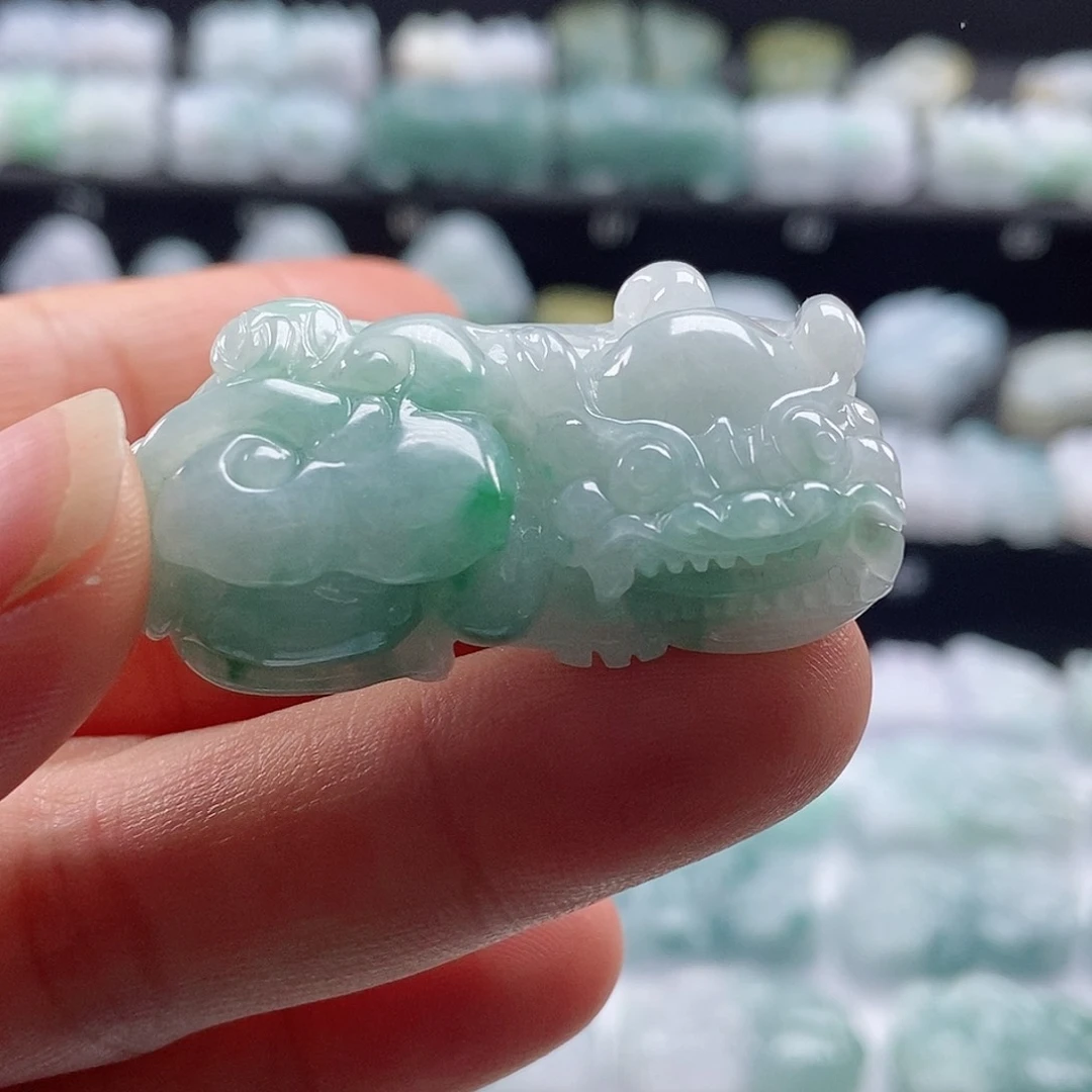 颈饰未镶嵌翡翠翡翠貔貅