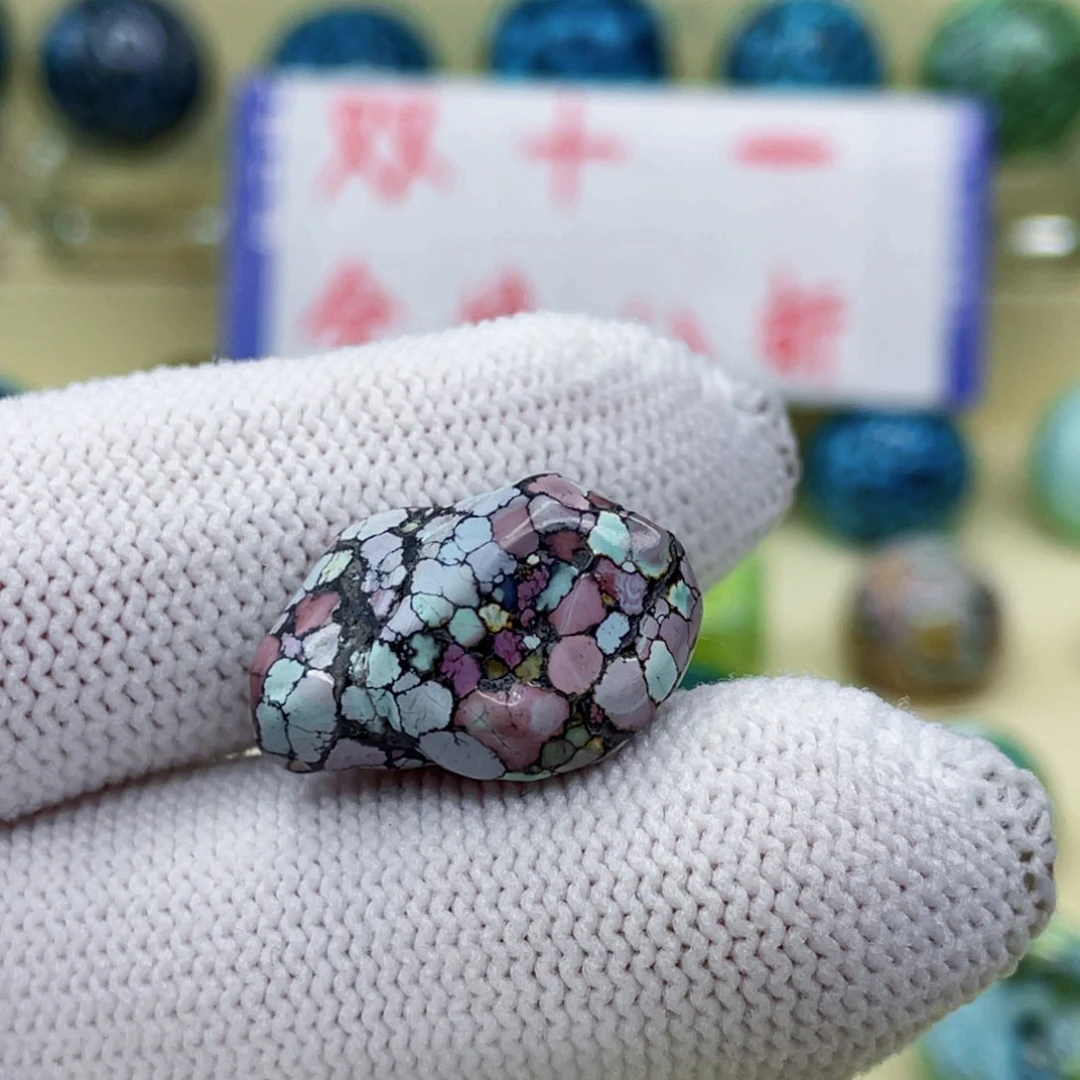 未镶嵌绿松石颈饰