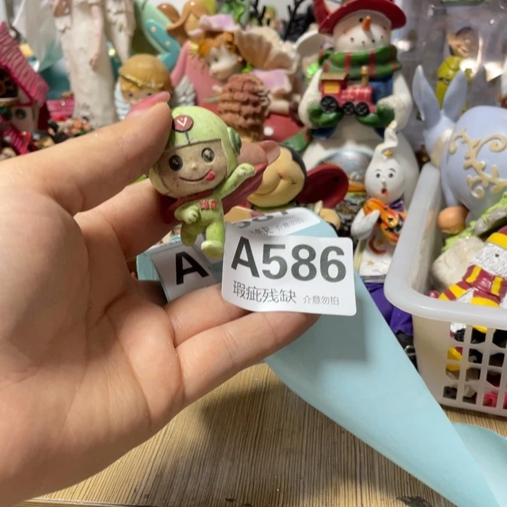 兜***飞摆件孤品老货微瑕瓷