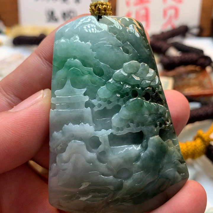 翡翠未镶嵌颈饰保真天然a货翡翠