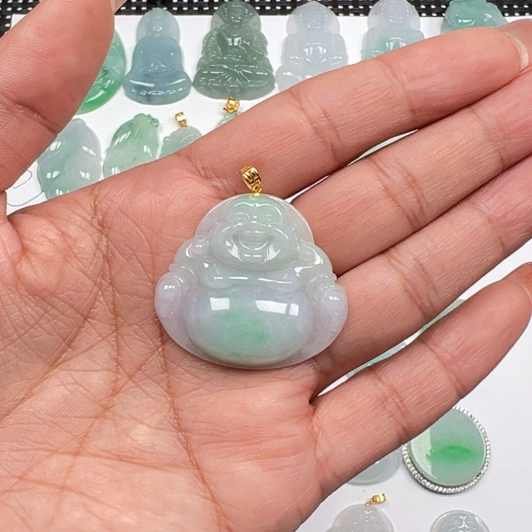颈饰18K金镶嵌翡翠佛公