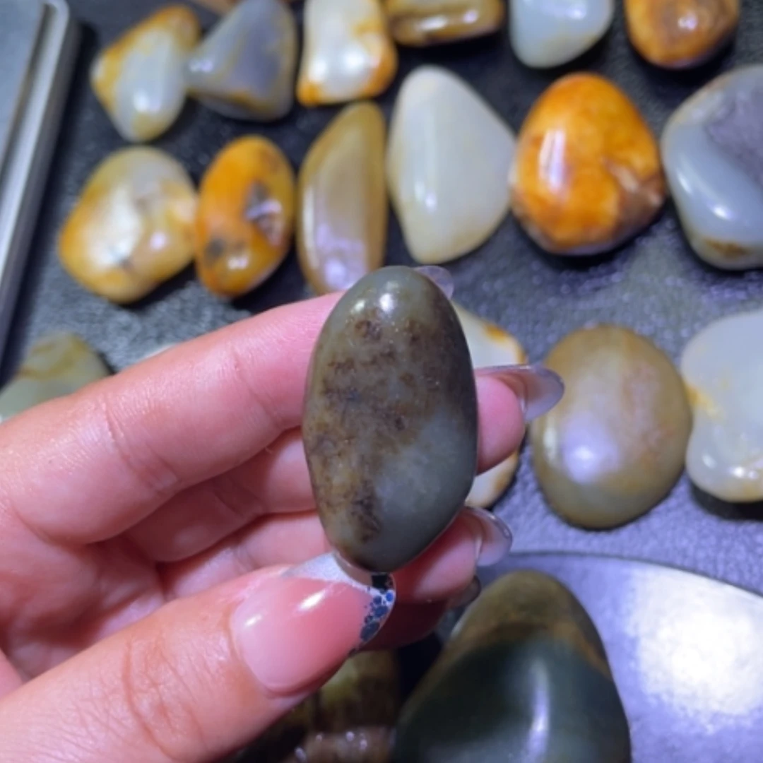 【闪购商品】和田玉未镶嵌颈饰