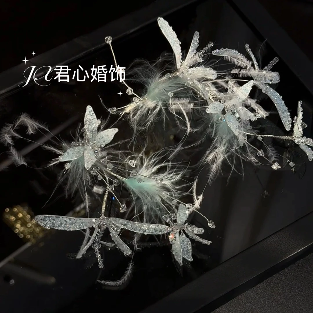 君心家 蓝白羽毛蝴蝶边饰新娘减龄氛围感头饰耳挂多用款
