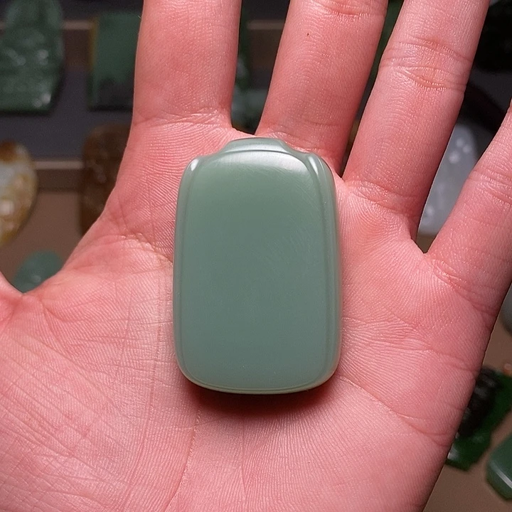 和田玉颈饰未镶嵌A*