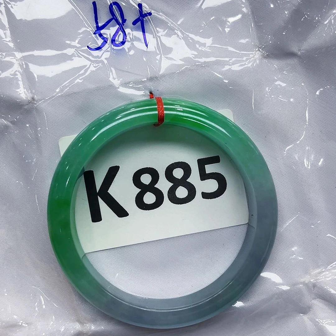 翡翠手镯未镶嵌多样性