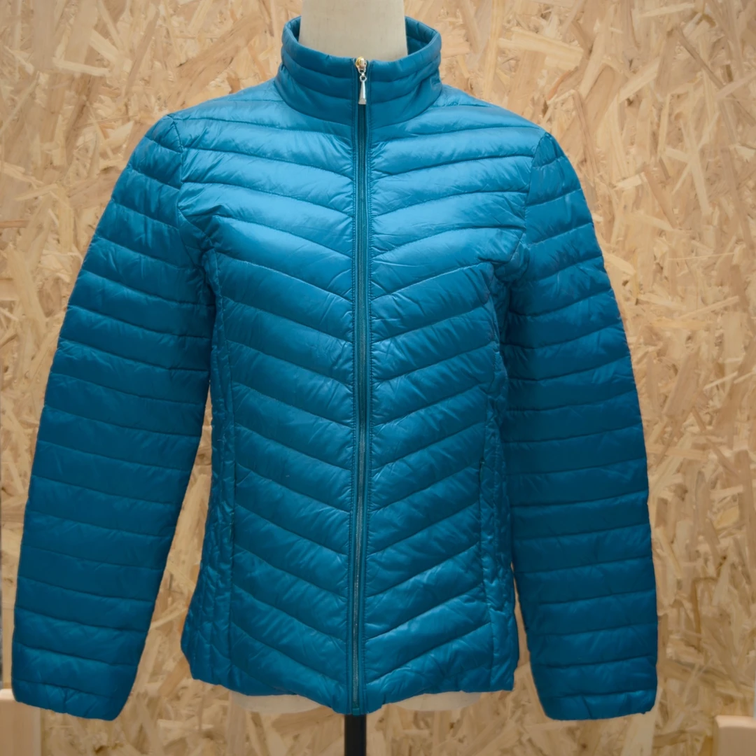90%绒女秋排骨羽绒外套160522