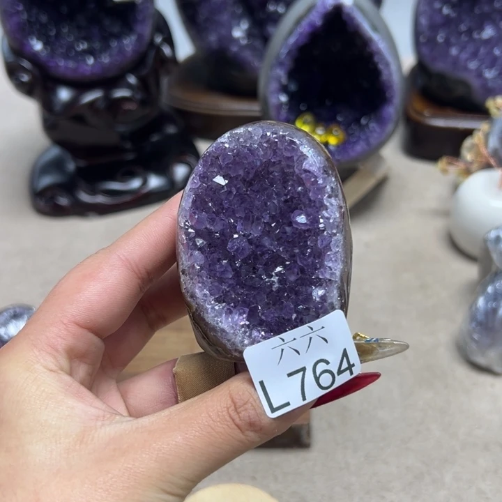 未镶嵌紫晶大型摆件（非配饰）