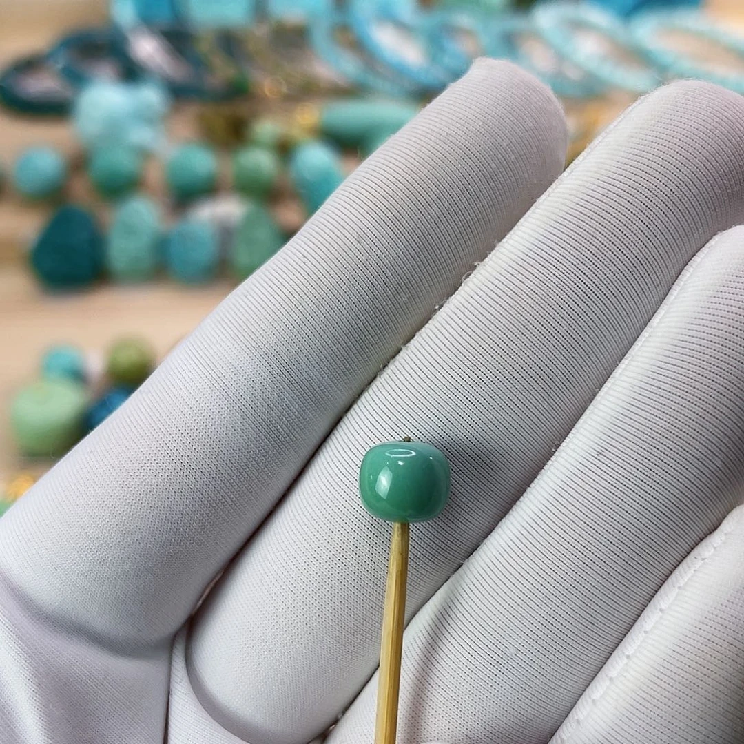 未镶嵌绿松石珠宝奇石