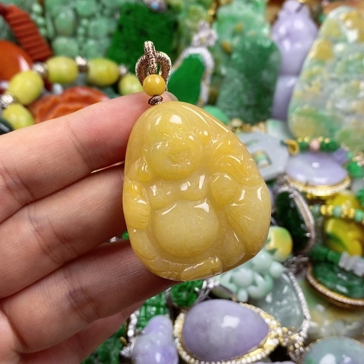 翡翠未镶嵌吊坠(赠链)