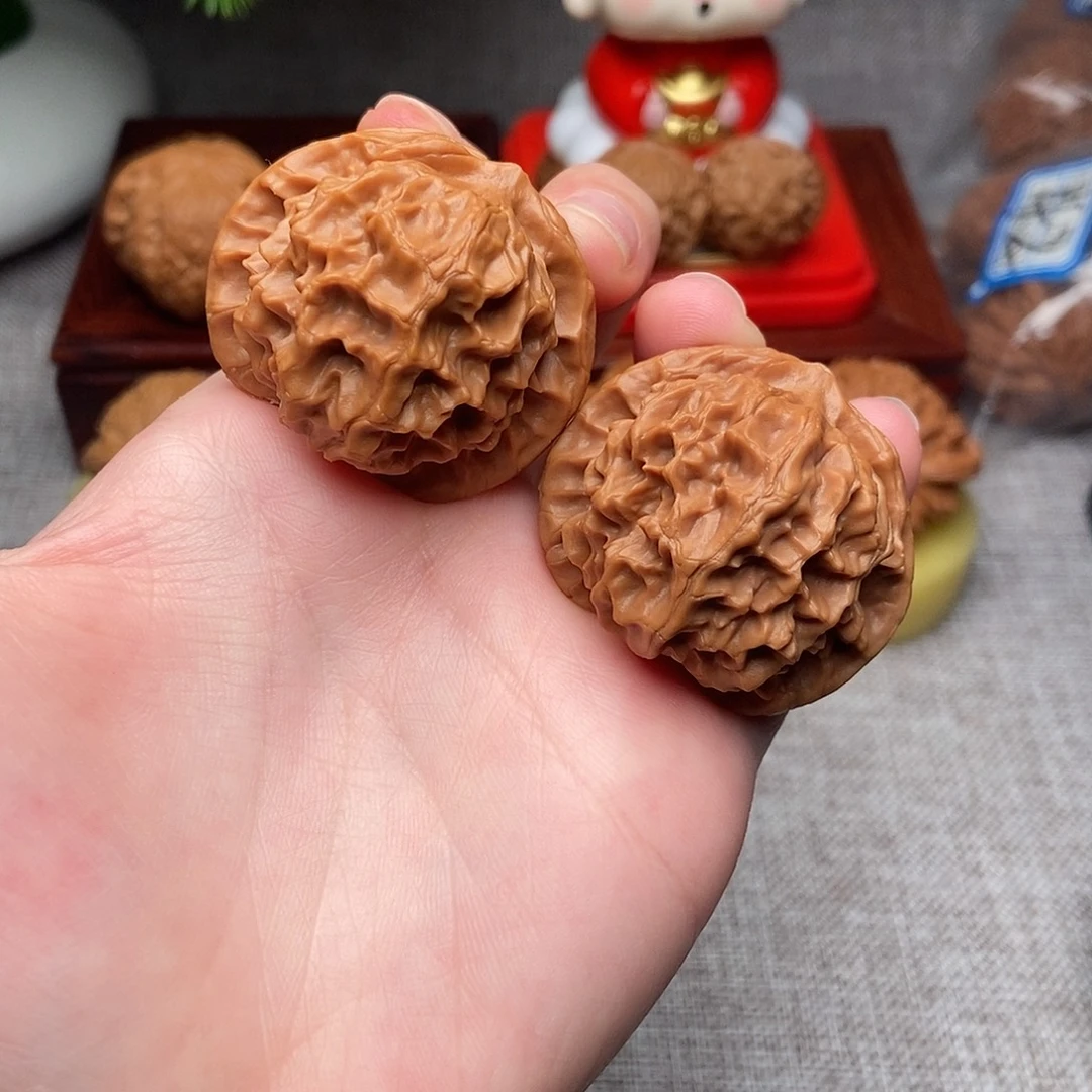 文玩核桃把件龙鳞