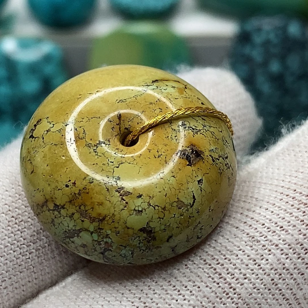 绿松石未镶嵌天然原矿 带武汉地大证书