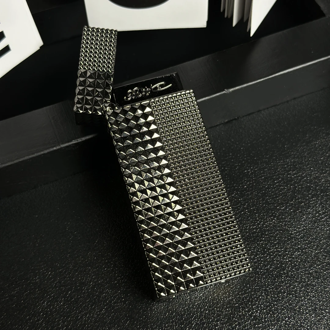 【正品】高颜值窄机巴黎钉声控感应点火煤油打火机耐用精雕高档送男