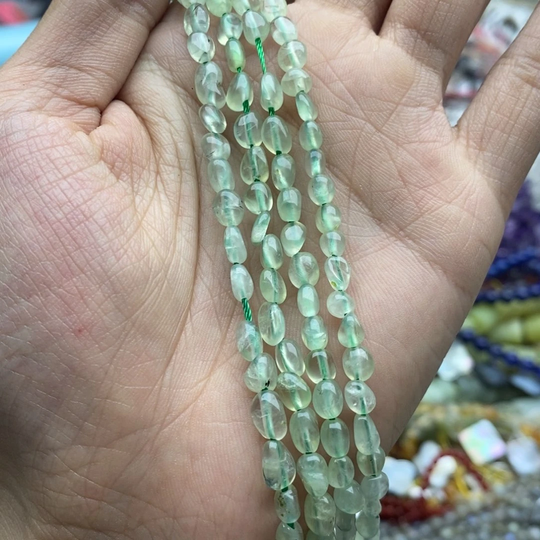 玛瑙/玉髓未镶嵌珠宝半成品一条天然5mm透体葡萄石小随行