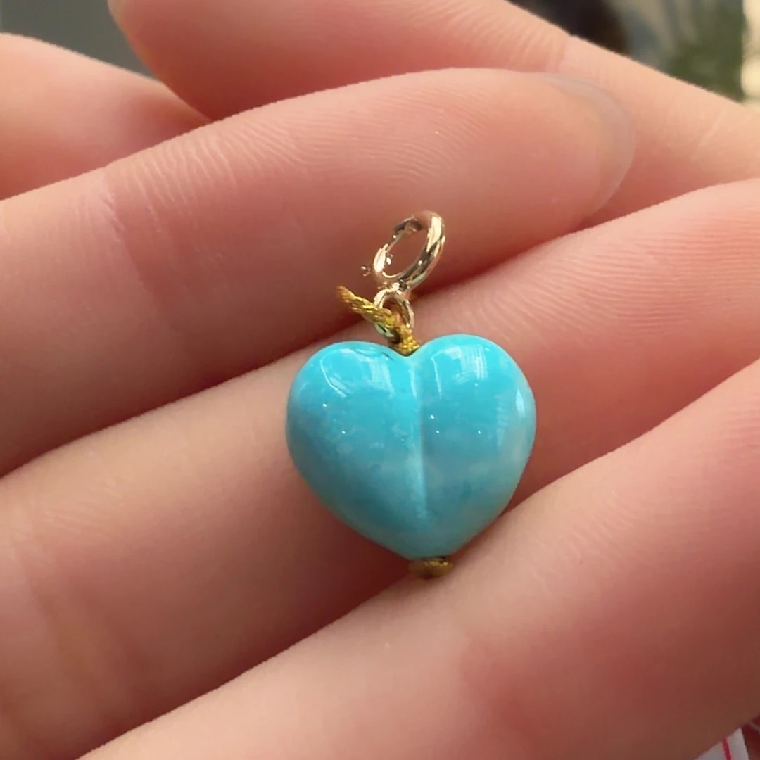 绿松石未镶嵌颈饰