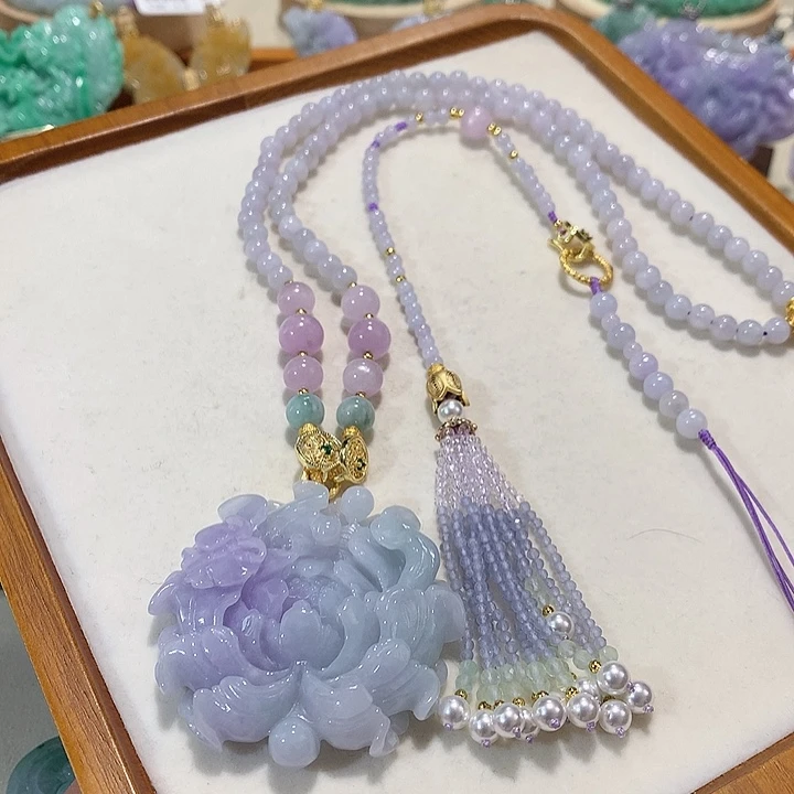 翡翠未镶嵌颈饰翡翠吊坠