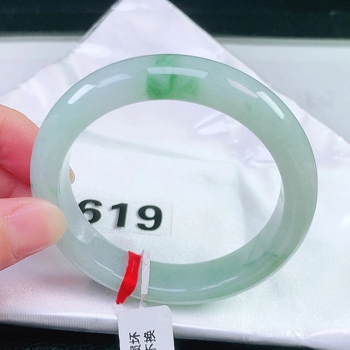 翡翠未镶嵌手镯619