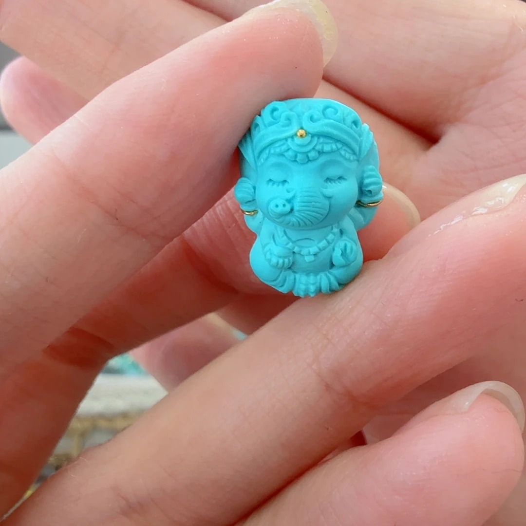 绿松石未镶嵌珠宝奇石