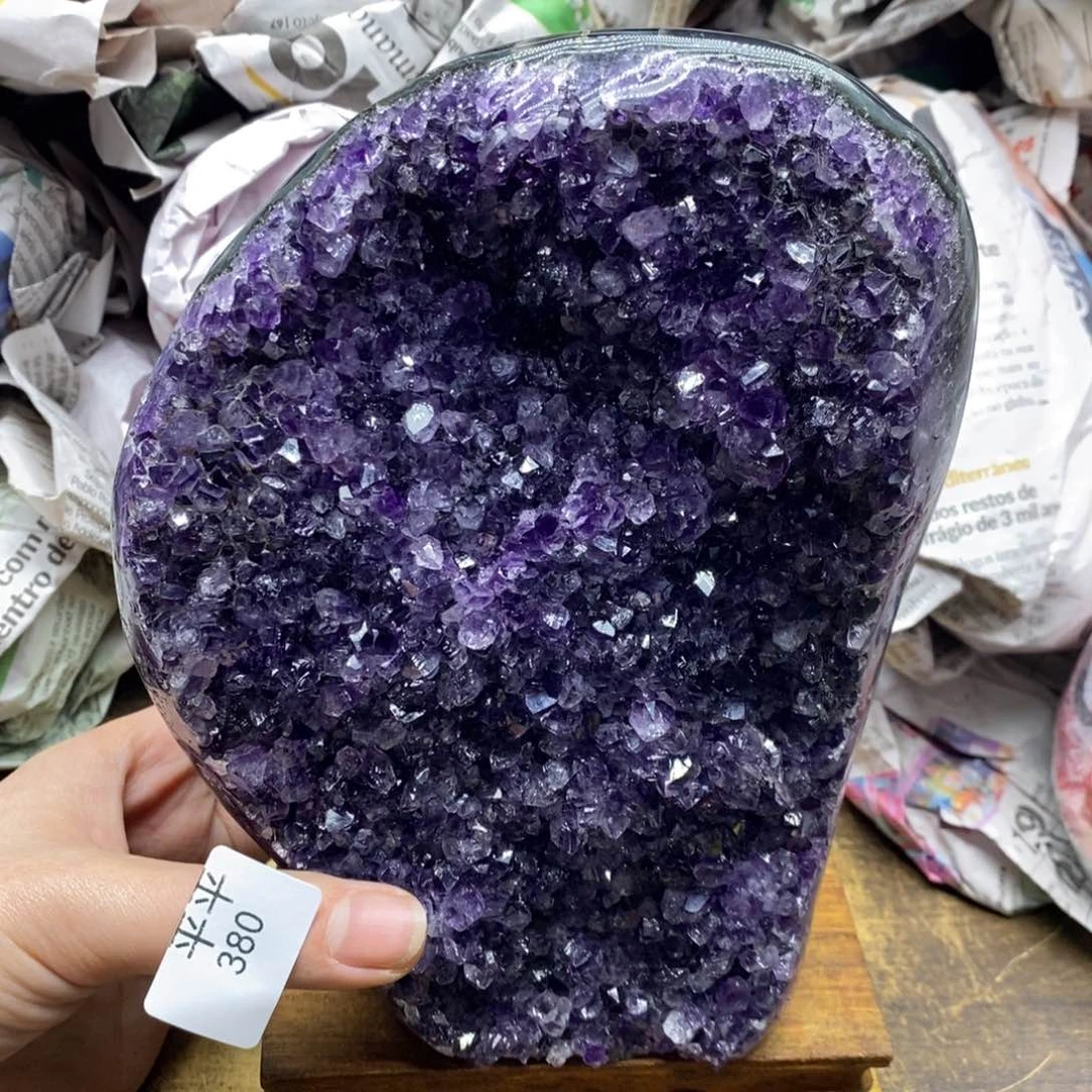 紫晶乌拉圭未镶嵌