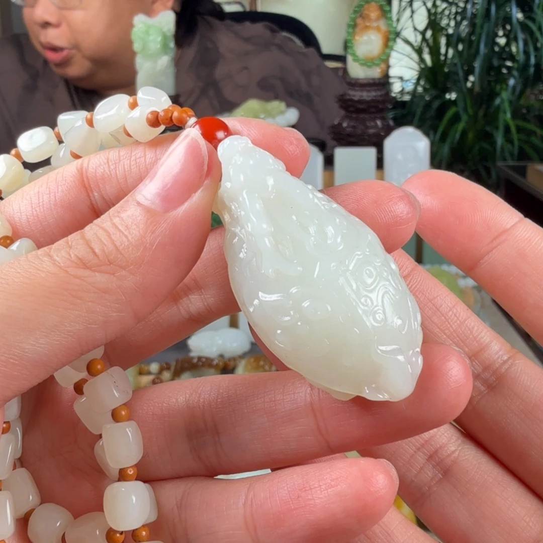 长***乐颈饰未镶嵌和田玉