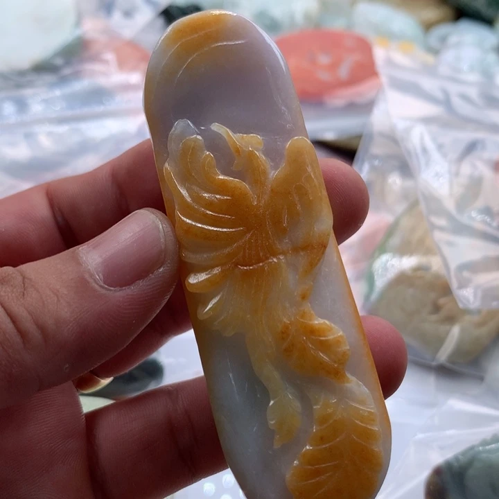 翡翠未镶嵌颈饰保真天然a货翡翠