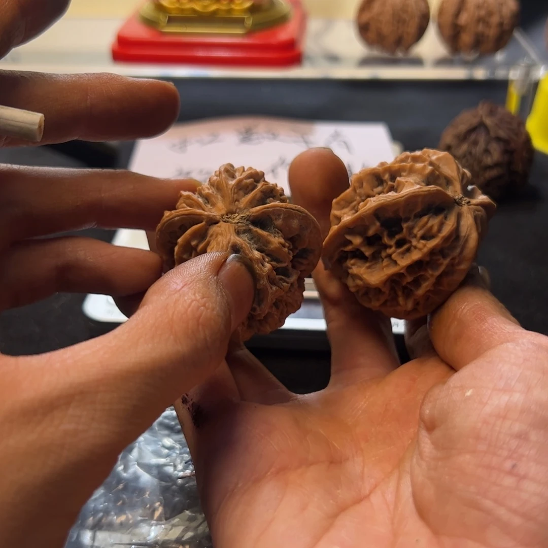 饕*文玩核桃文玩手串