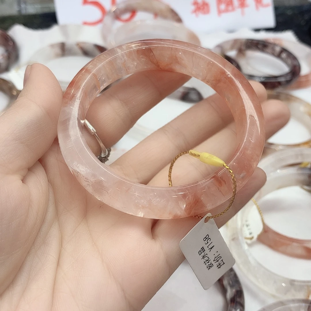 水晶手镯未镶嵌毛****?6666（瑕疵