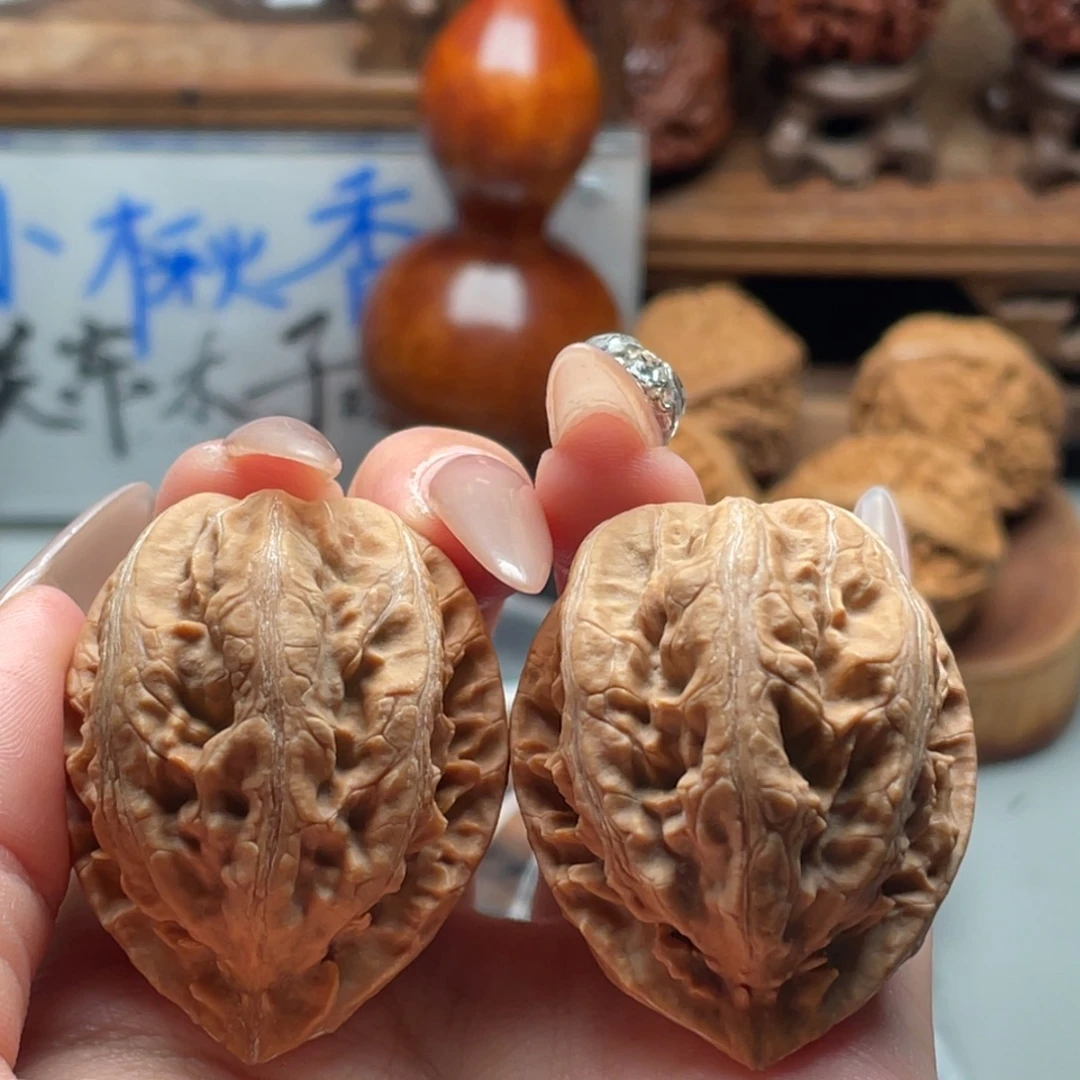 文玩核桃把件小楸香36