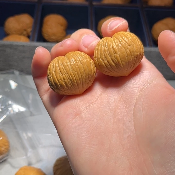 追***人文玩核桃把件屁桃788