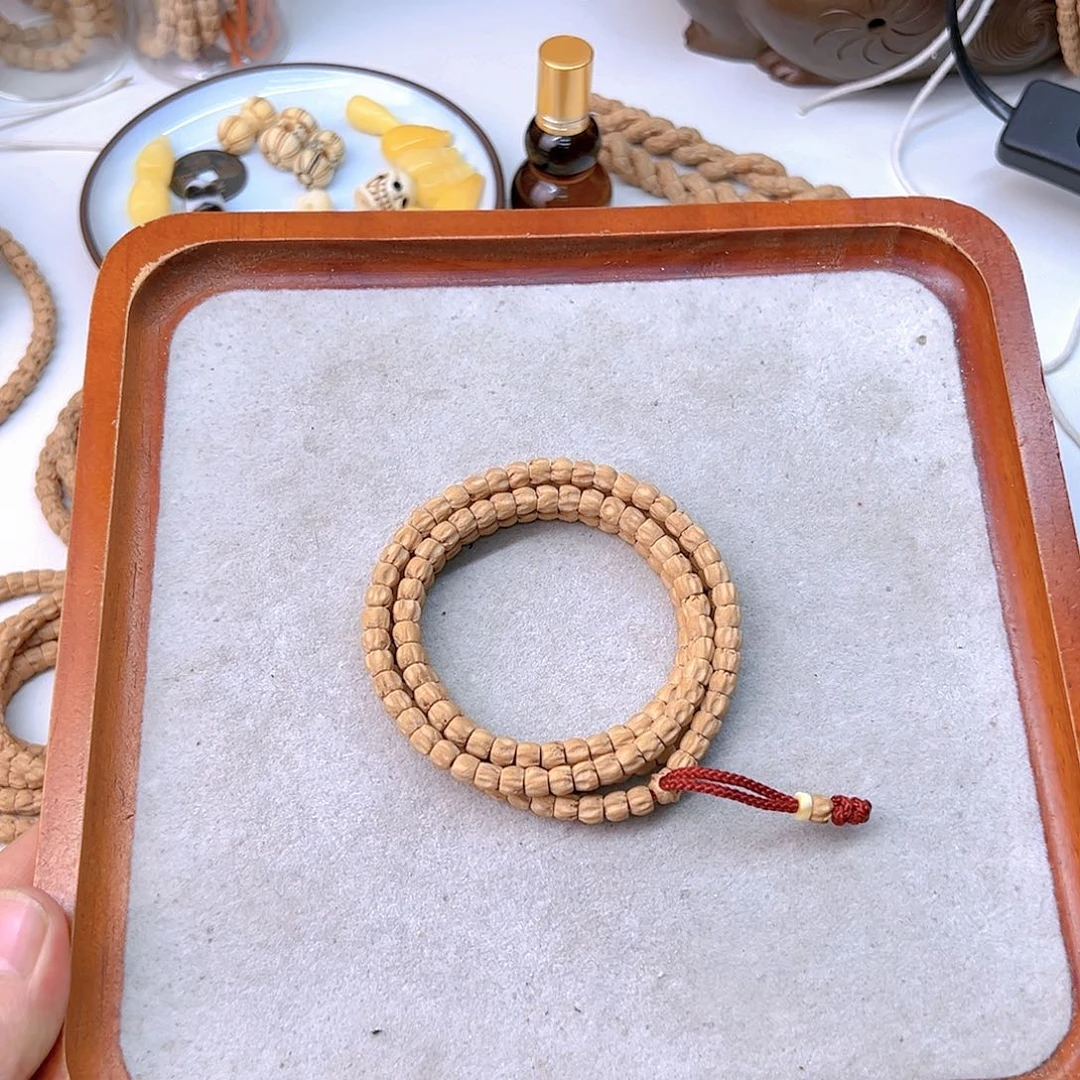 【闪购商品】吊坠柏香籽/百香籽小***?热振方块顺鬼