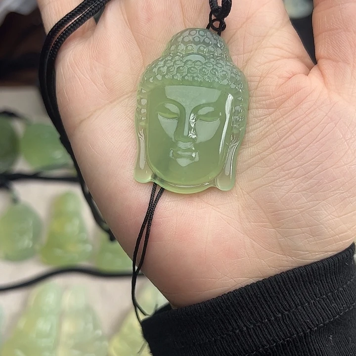 合金岫玉颈饰吊坠