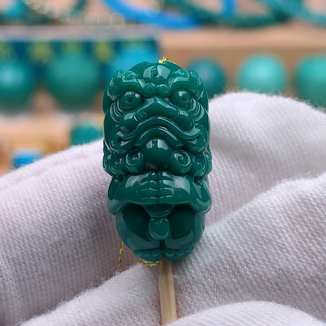 未镶嵌绿松石珠宝奇石