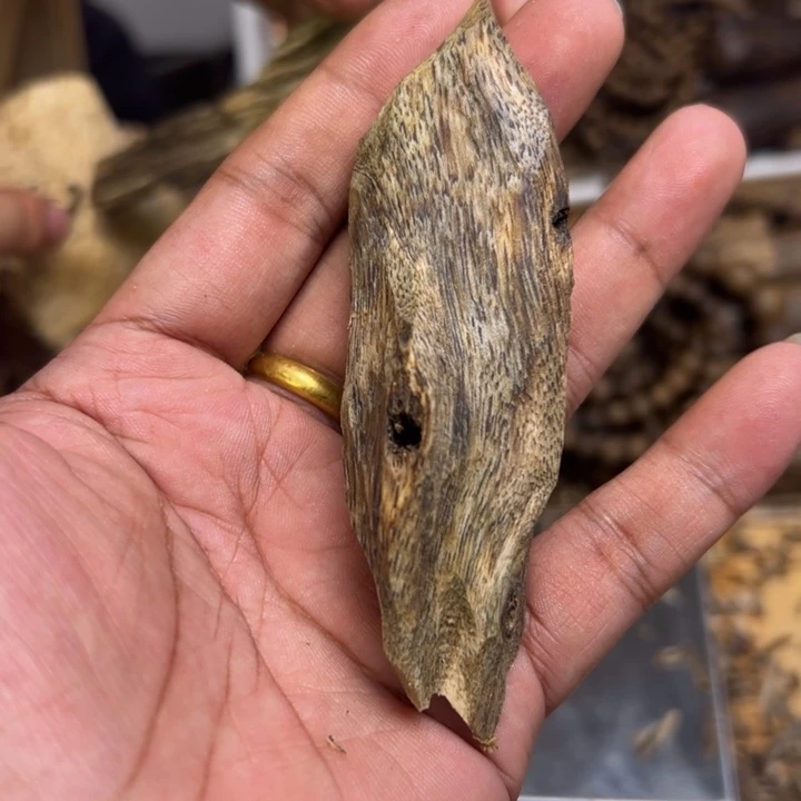 沉香沉香碎屑18克