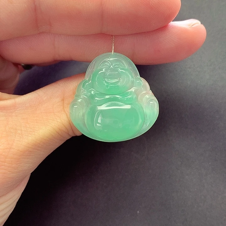 颈饰未镶嵌石英质玉
