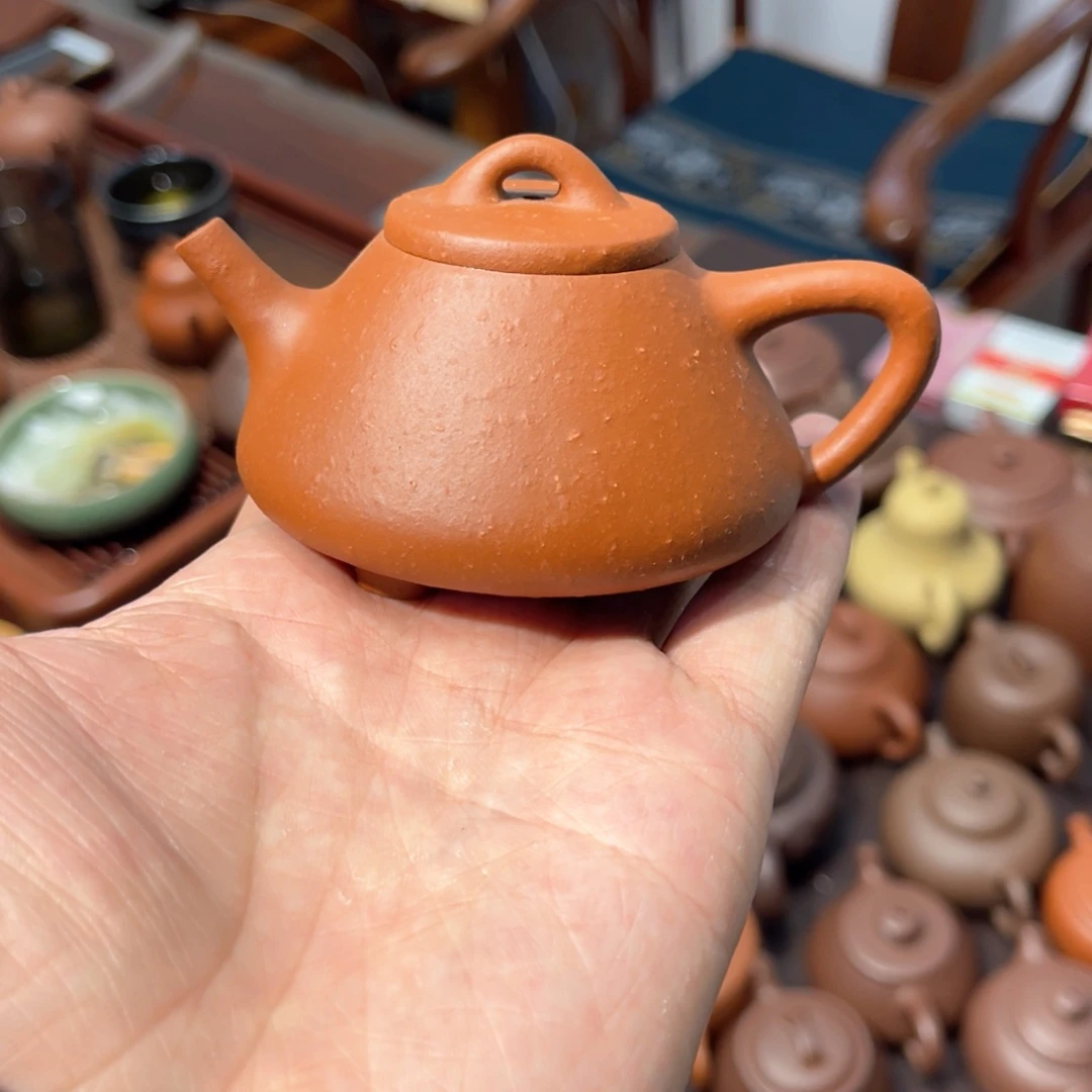 紫砂茶壶小****?哈哈哈哈