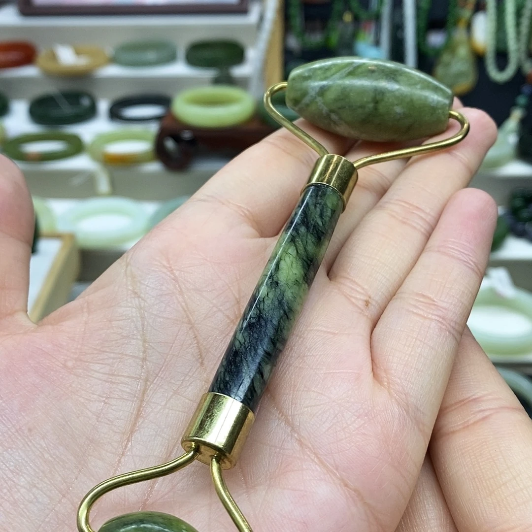 岫玉未镶嵌颈饰岫玉