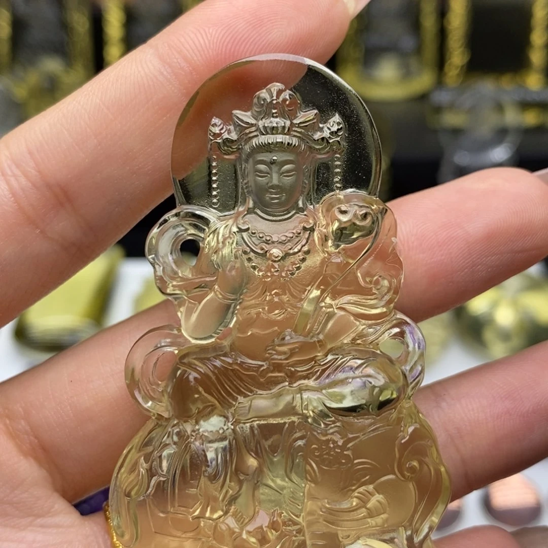 上***水未镶嵌水晶颈饰黄水普贤