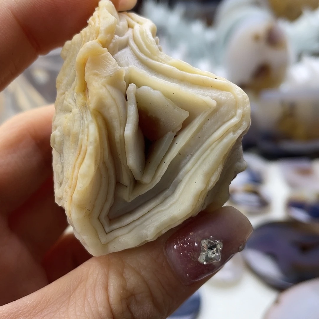 L****玛瑙/玉髓未镶嵌珠宝奇石