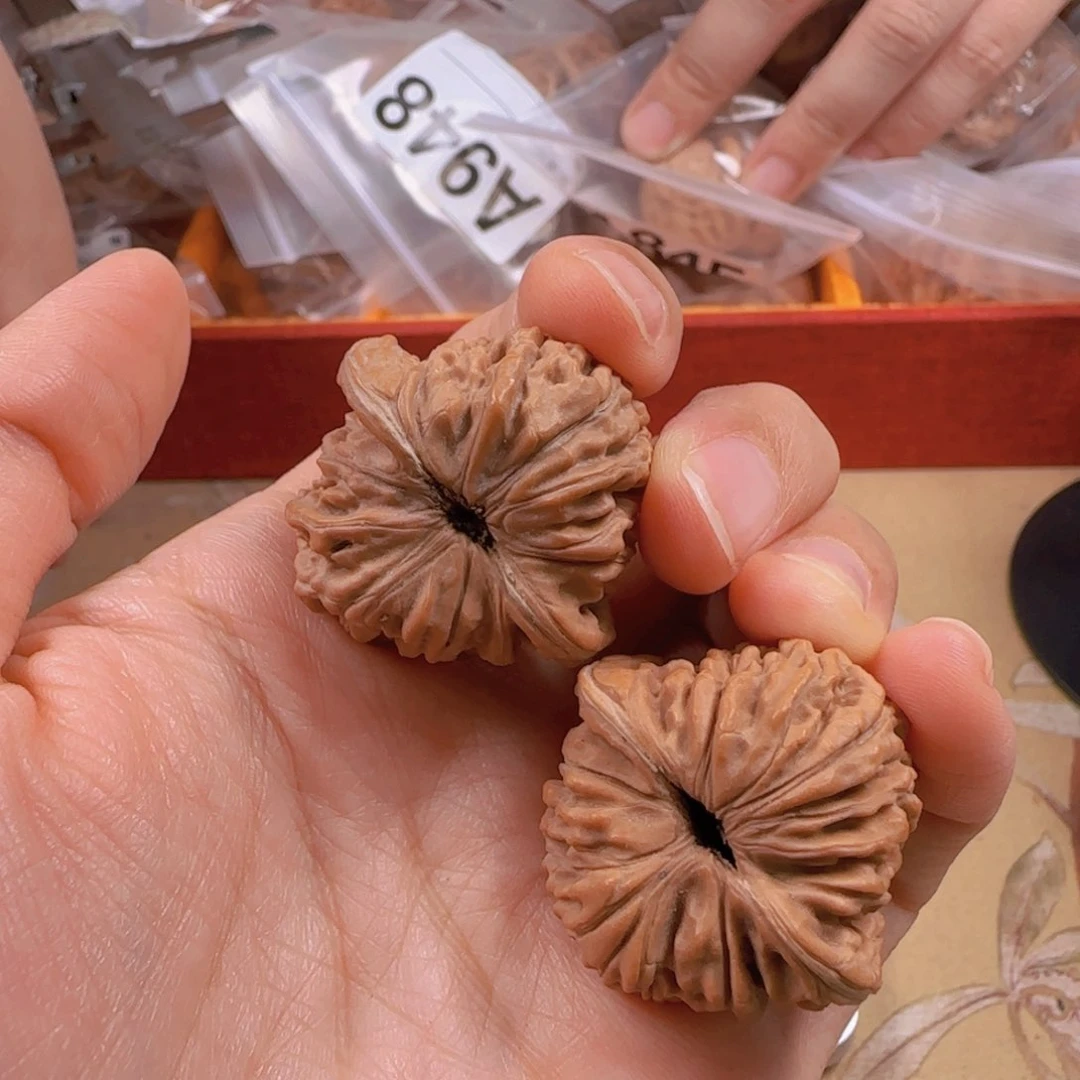 文玩核桃吊坠杨**万楼子手捻32-346