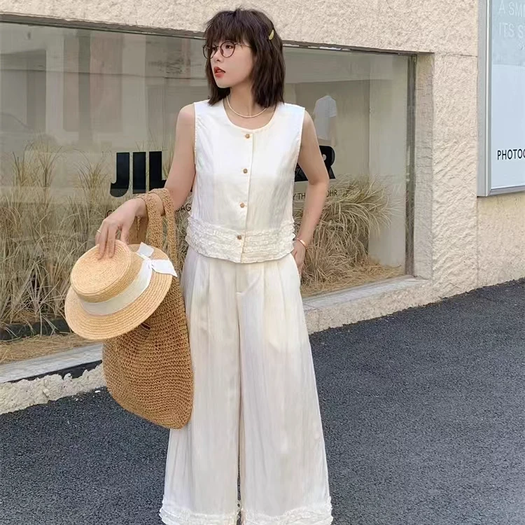 2025夏季新款时尚套装女设计感小众蕾丝拼接马甲上衣阔腿裤两件套