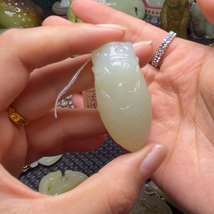 和田玉（糖玉）未镶嵌颈饰