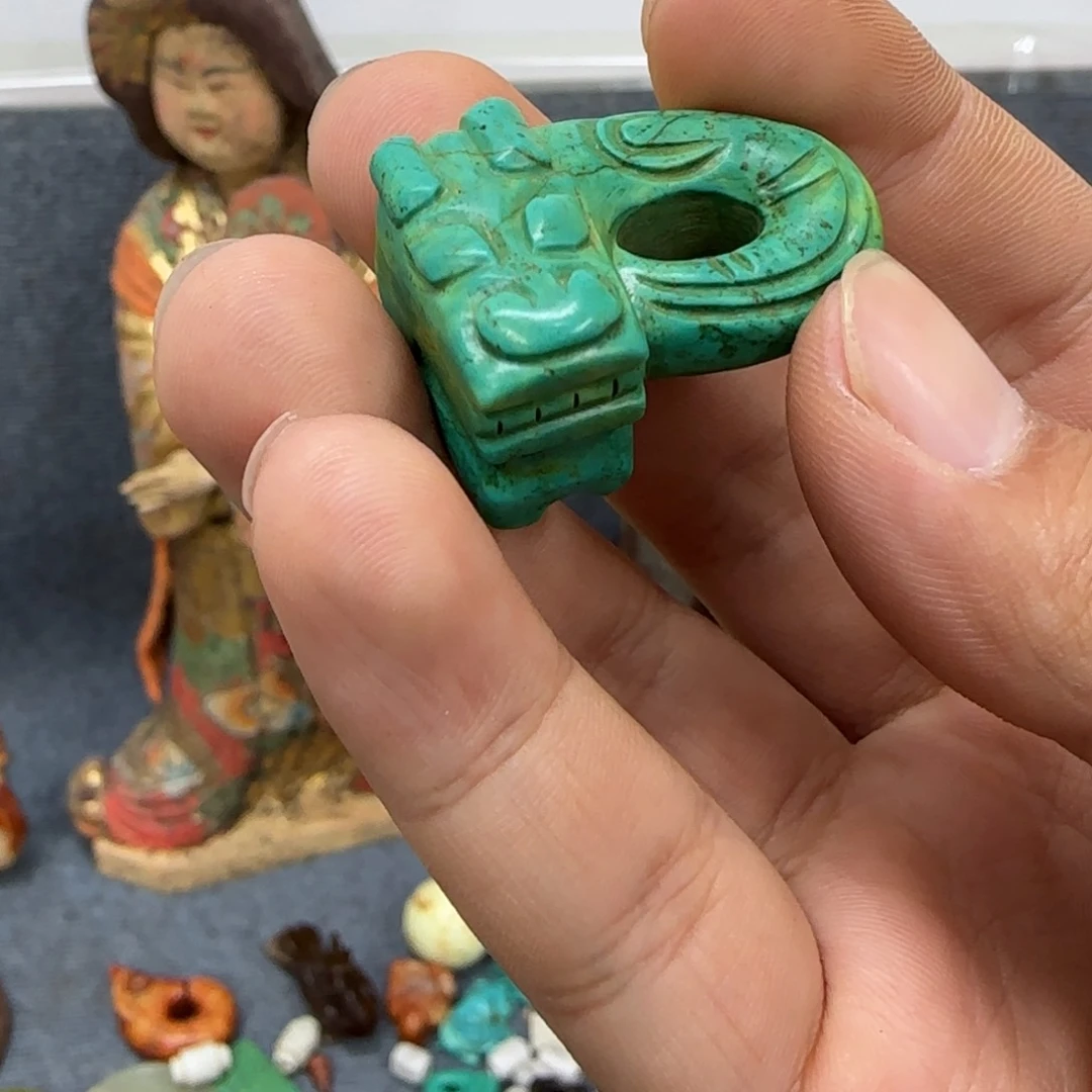 未镶嵌和田玉（糖玉）挂件