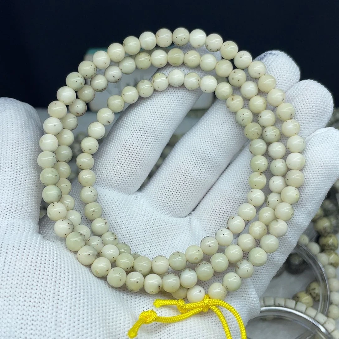 星月菩提手串乌****司6圆珠，头条。