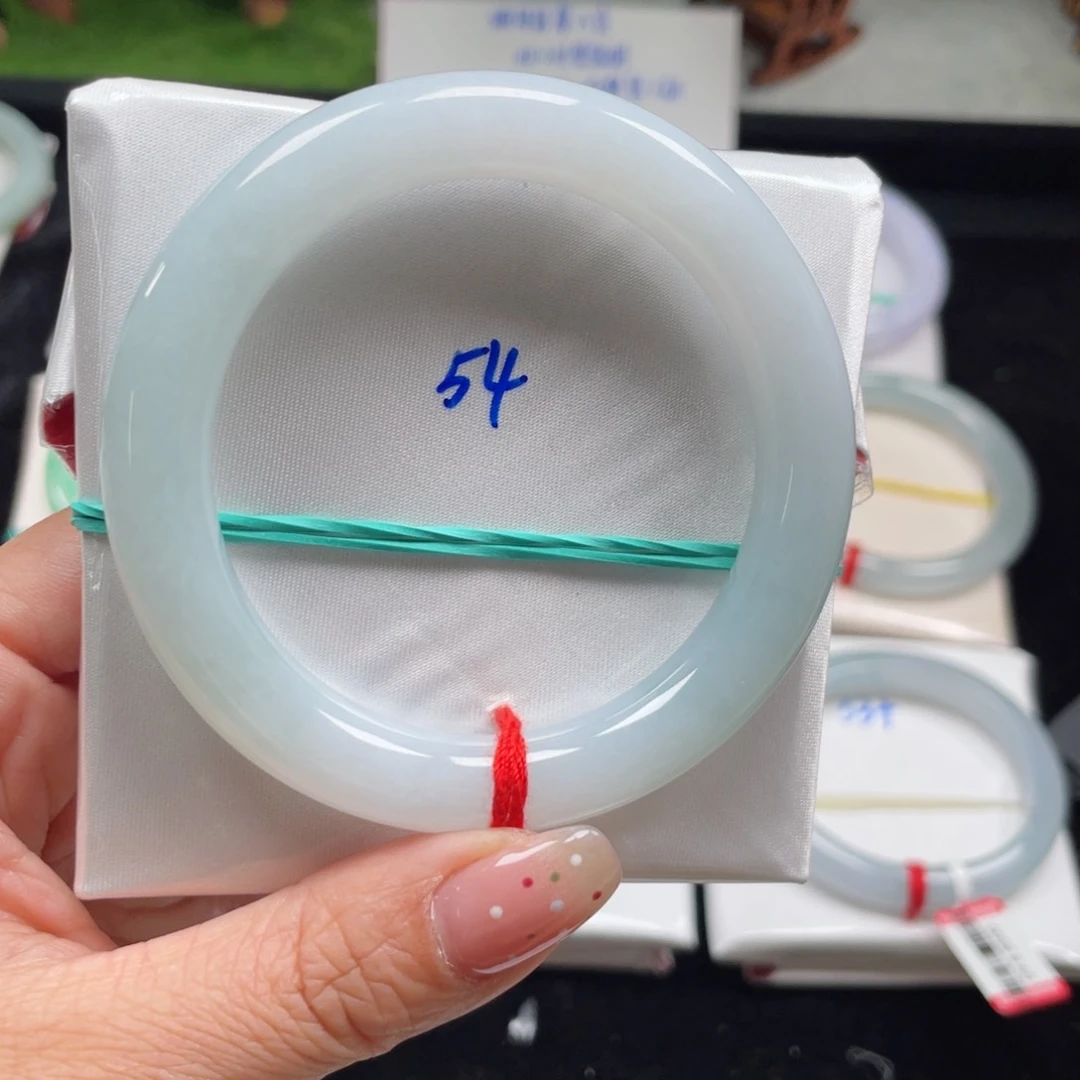 翡翠手镯未镶嵌缅甸翡翠手镯35